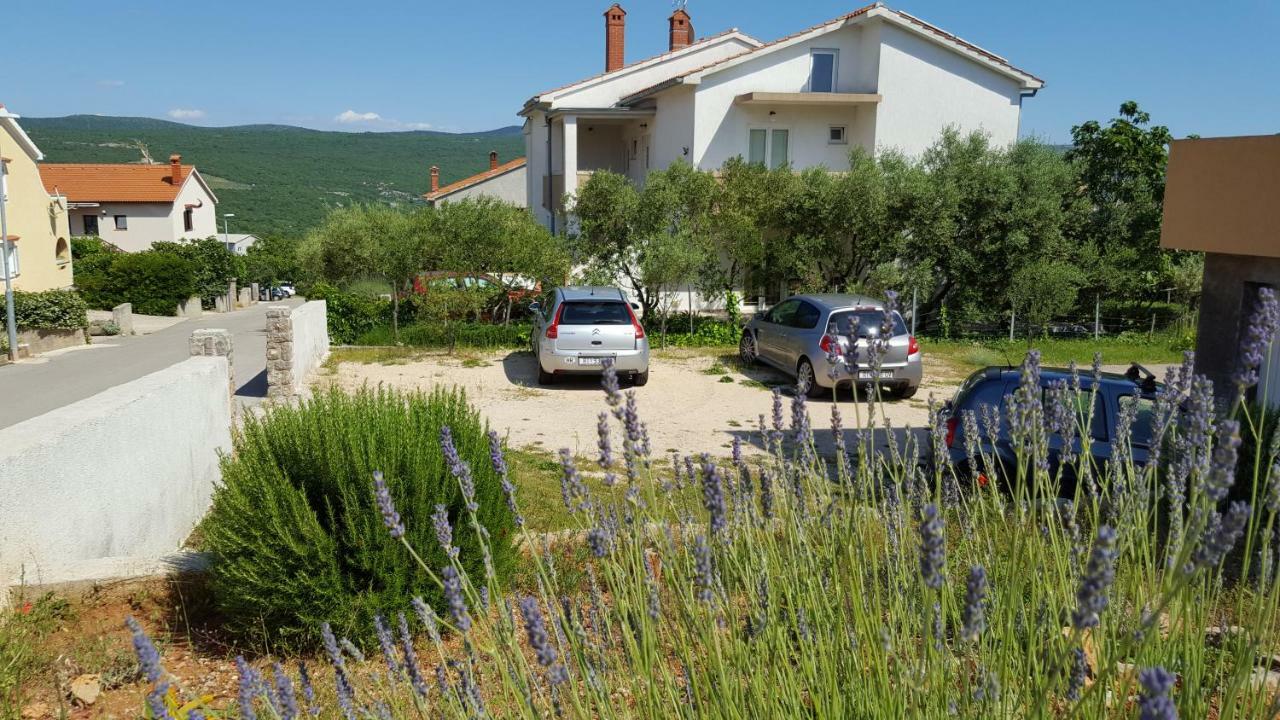 Apartments Sanjin Kornić Kültér fotó