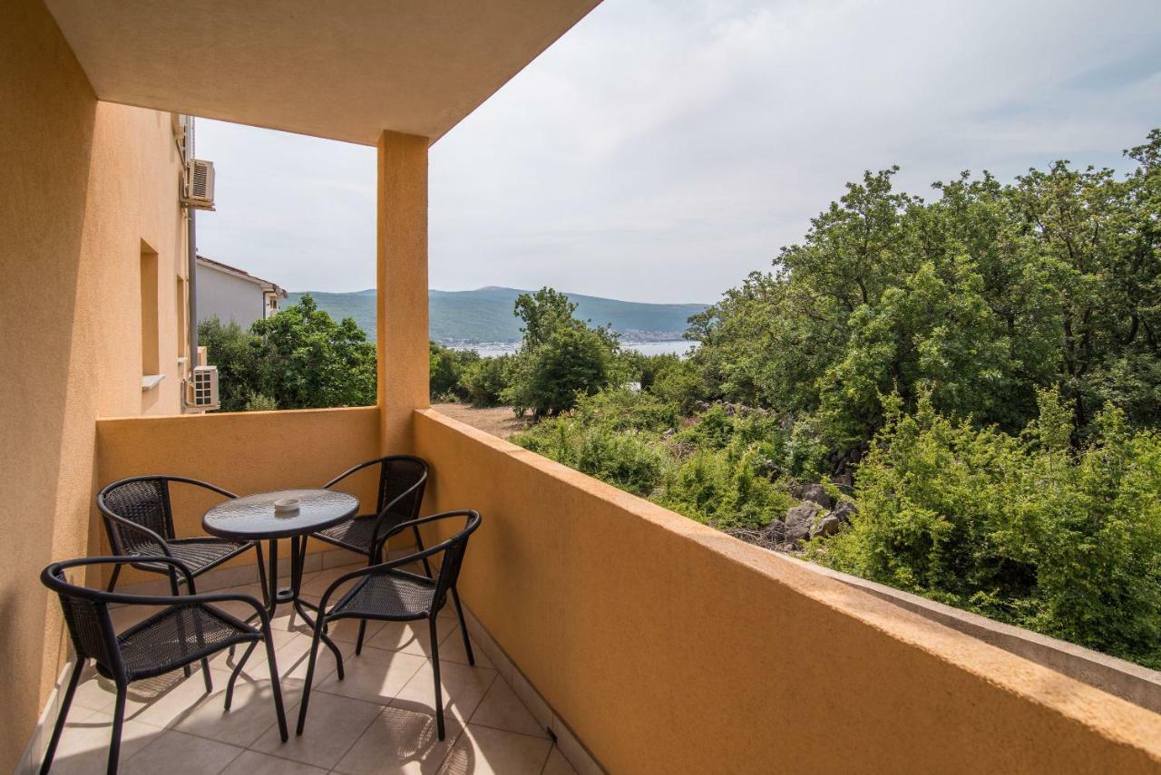 Apartments Sanjin Kornić Kültér fotó