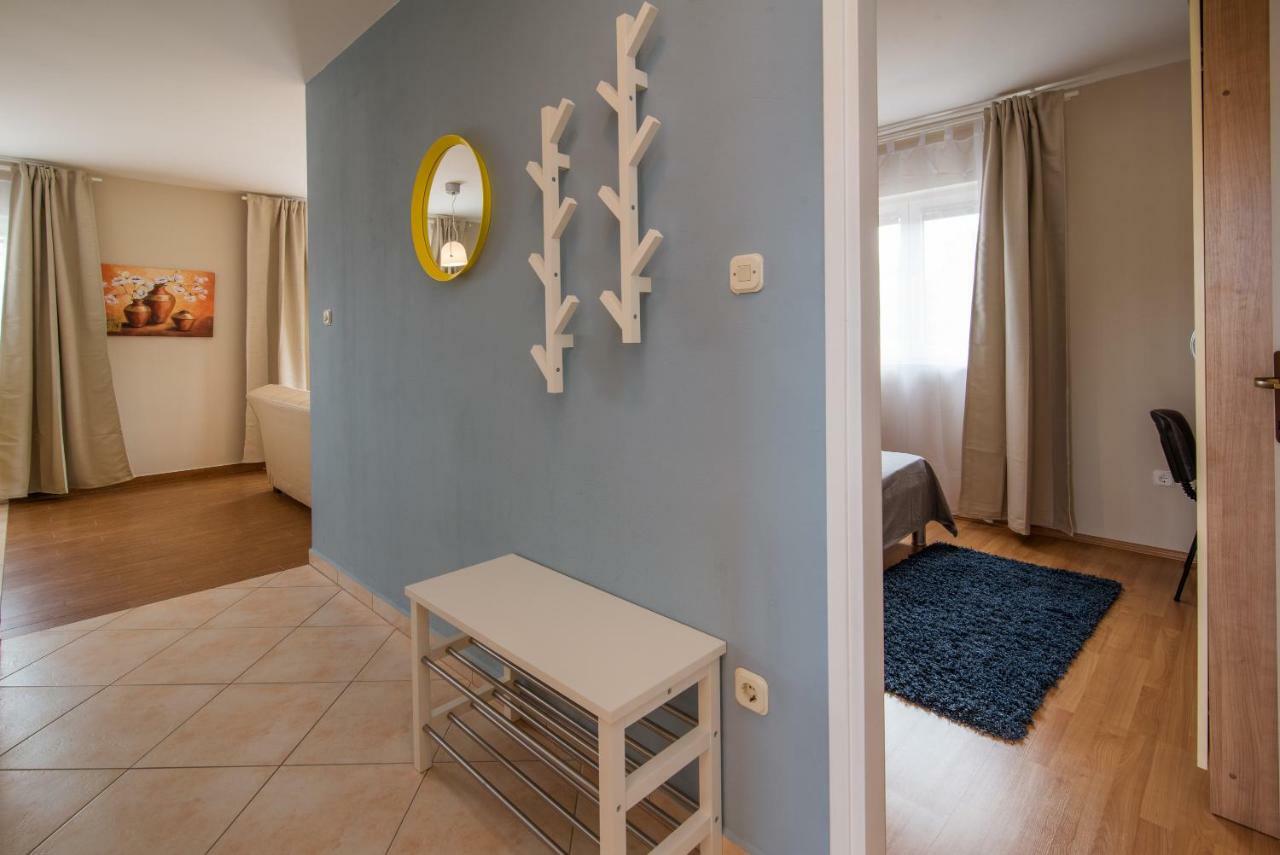 Apartments Sanjin Kornić Kültér fotó